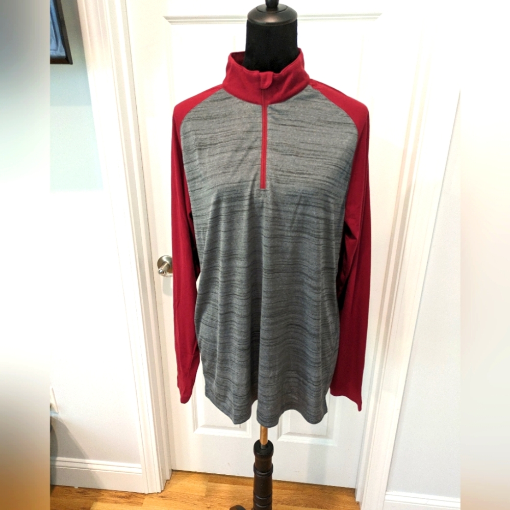 Men's Athletic Top Size L New Long Sleeve